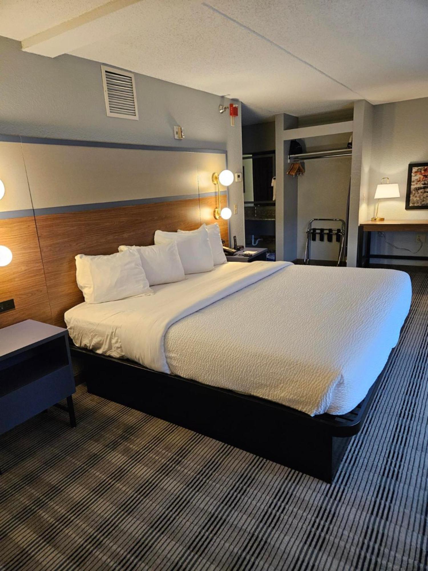 Americinn By Wyndham Mounds View Minneapolis Esterno foto
