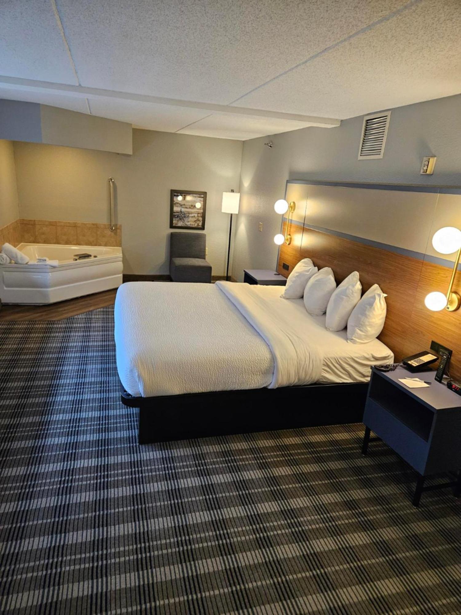 Americinn By Wyndham Mounds View Minneapolis Esterno foto