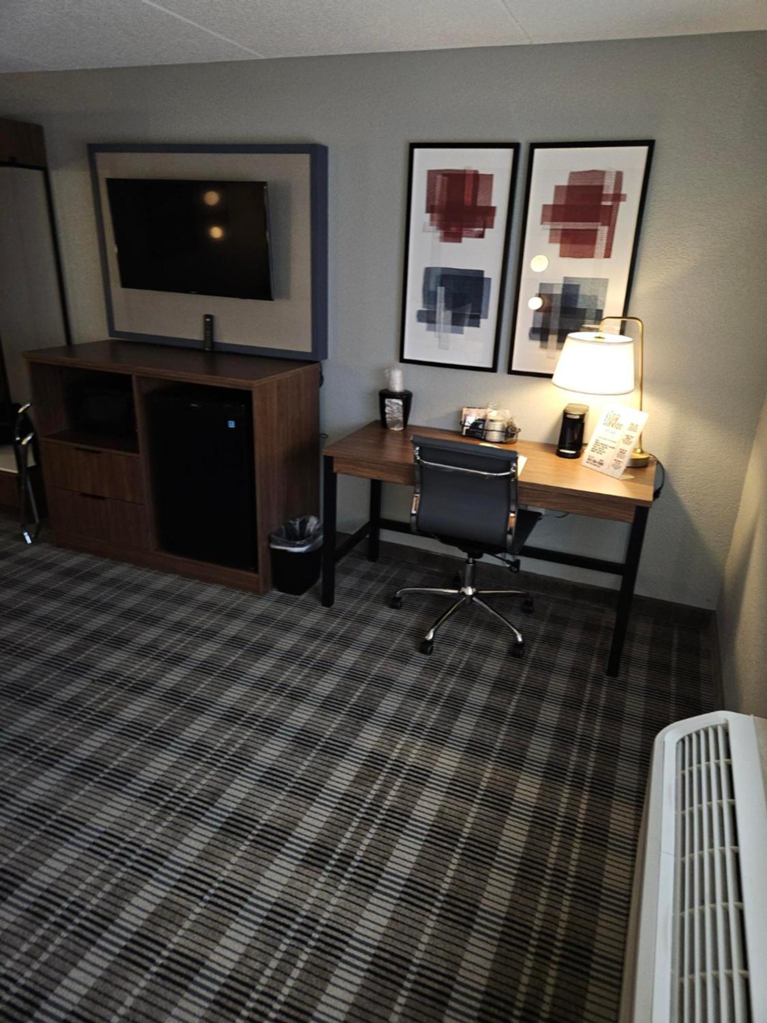 Americinn By Wyndham Mounds View Minneapolis Esterno foto
