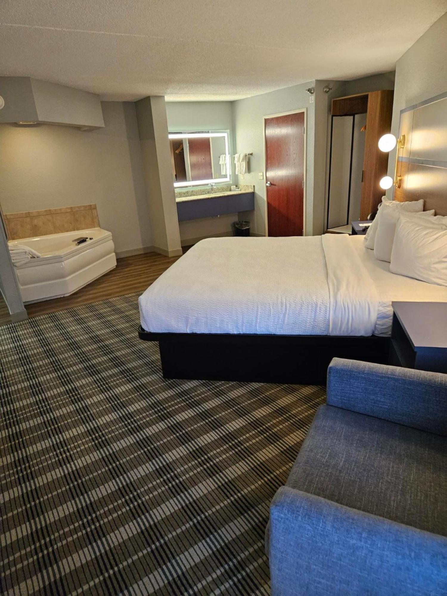 Americinn By Wyndham Mounds View Minneapolis Esterno foto
