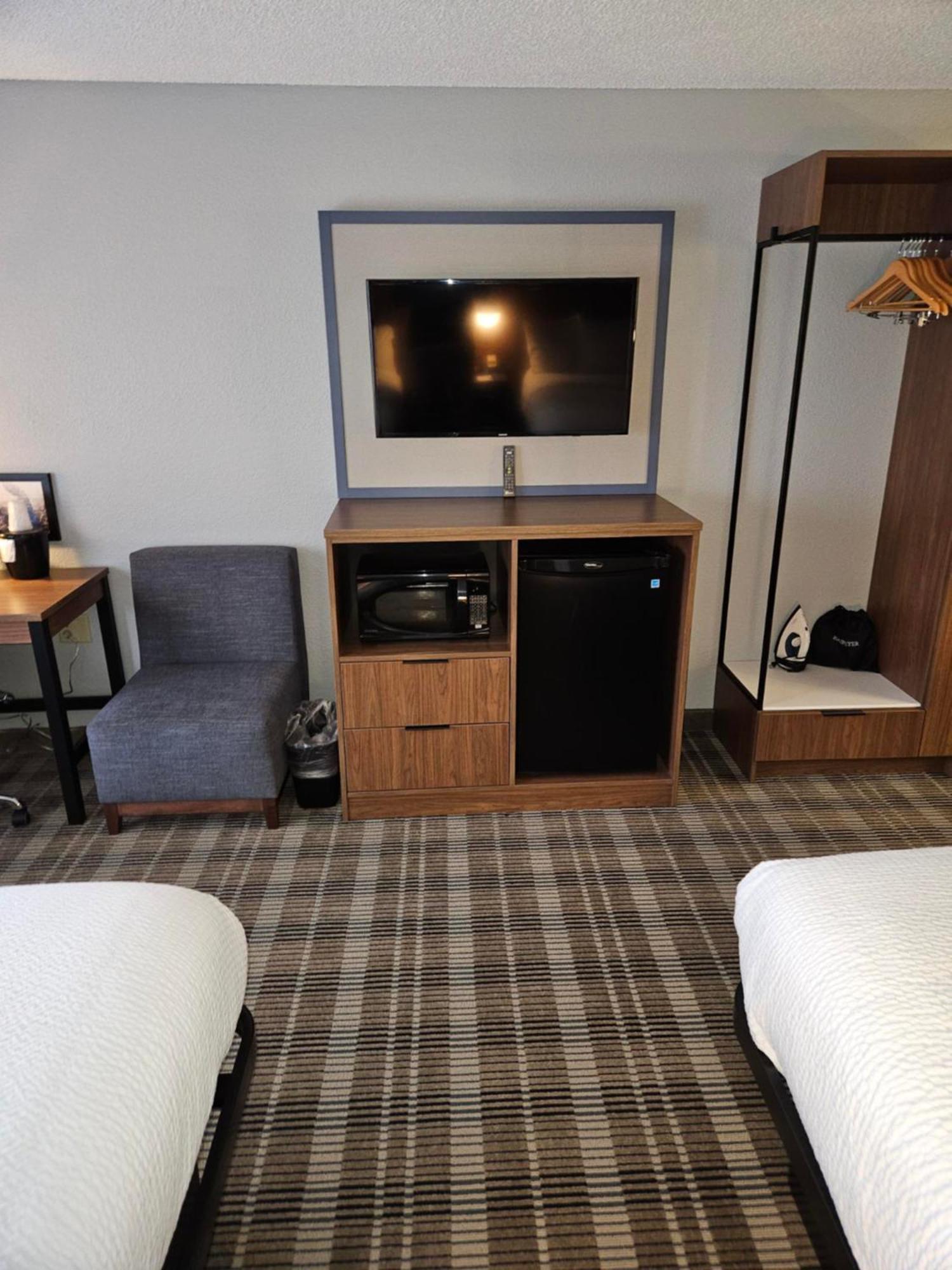 Americinn By Wyndham Mounds View Minneapolis Esterno foto