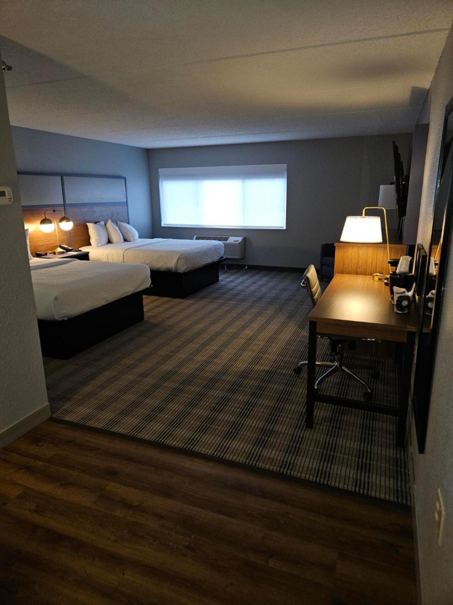 Americinn By Wyndham Mounds View Minneapolis Esterno foto